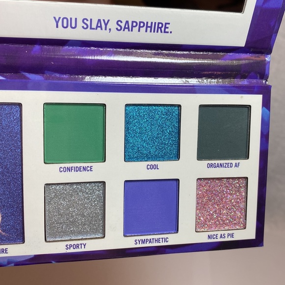 NWT SAPPHIRE SEPTEMBER BH COSMETICS EYESHADOW PALETTE UNTOUCHED SEALED EXCELLENT - Picture 4 of 5